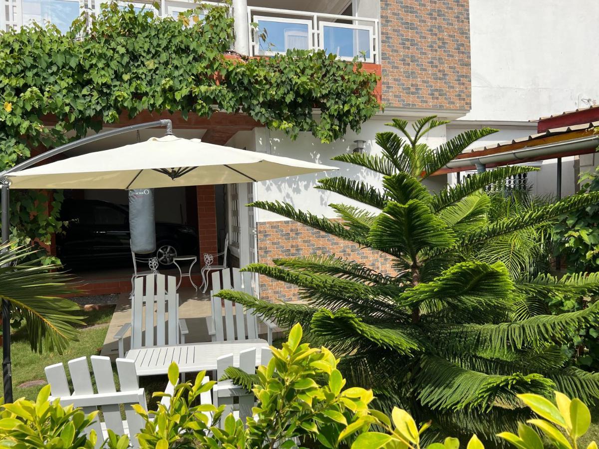 Holiday ELBE Appartement Bé Chateau Lomé Extérieur photo