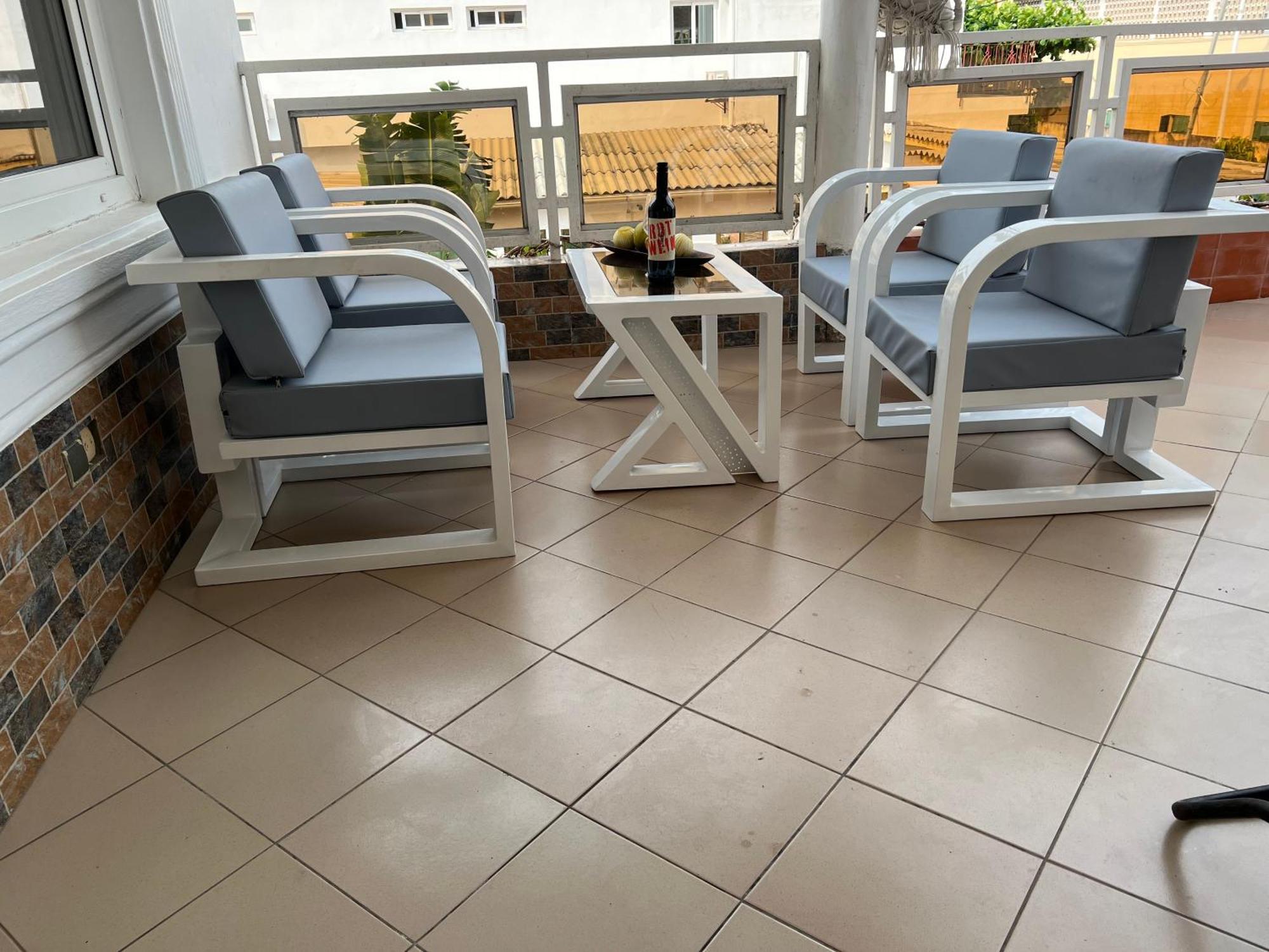 Holiday ELBE Appartement Bé Chateau Lomé Extérieur photo